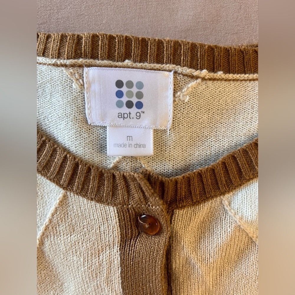 Apt 9 Womens Argyle Cardigan Sweater Brown Tan Cream Button Front Size Medium - Picture 2 of 4